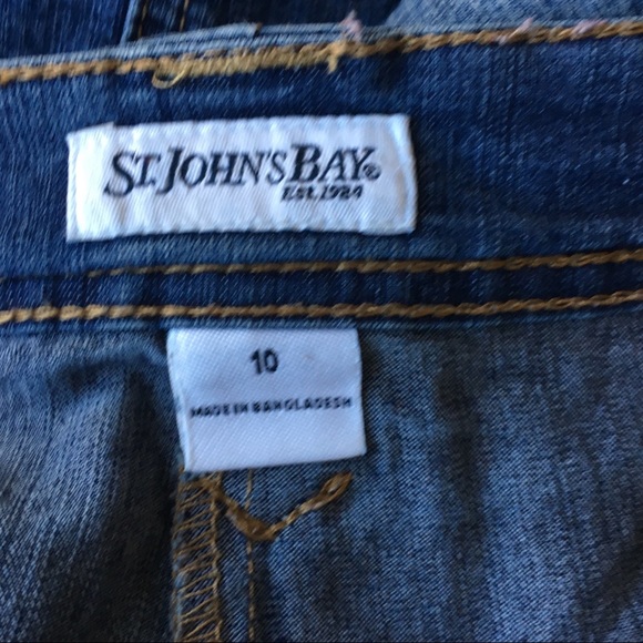 St. John’s bay shorts and denim skirt - Picture 8 of 8